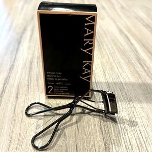 Mary Kay Eyelash Curler